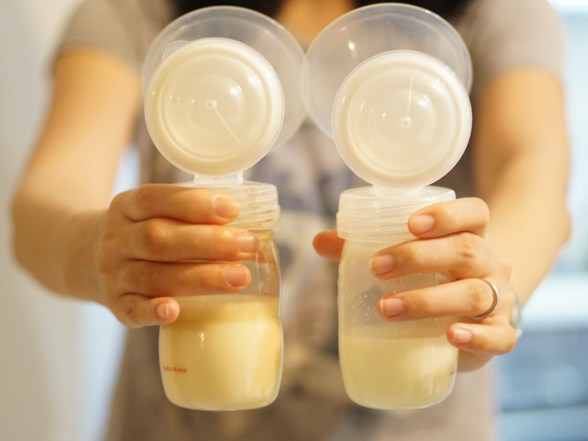 How To Safely Warm Breast Milk - Bubba Bump