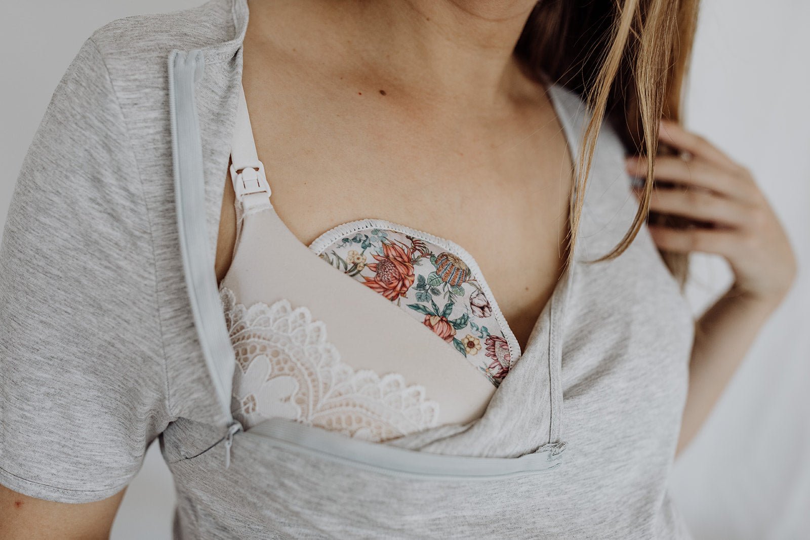 3 in 1 labour, delivery and nursing gown - Bubba Bump